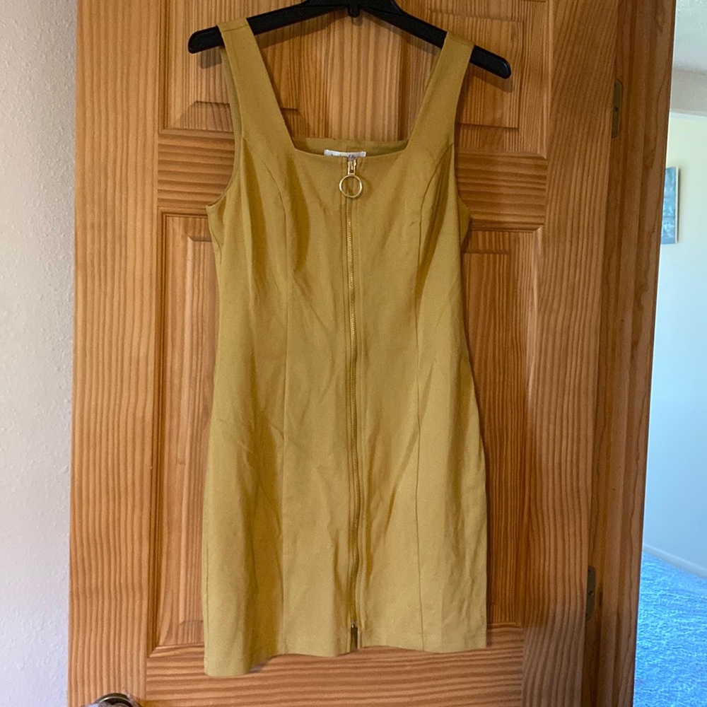 Yellow summer bodycon dress